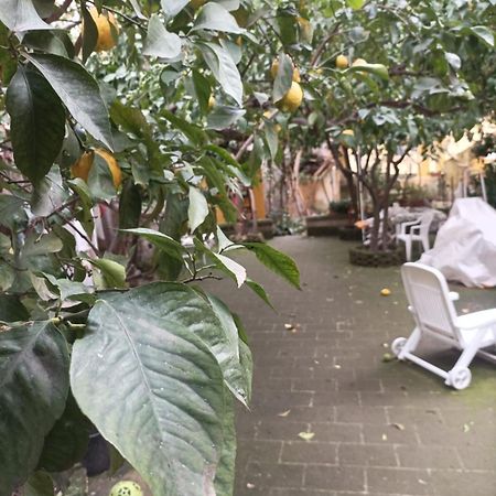 Hotel Il Giardino Nascosto Neapel Exterior foto