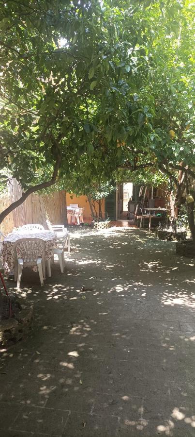 Hotel Il Giardino Nascosto Neapel Exterior foto